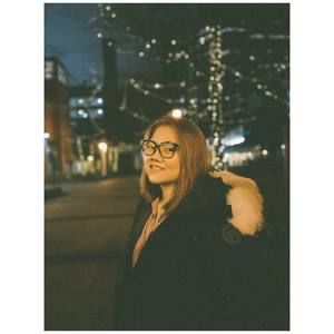 Meet your Posher, Phoebe